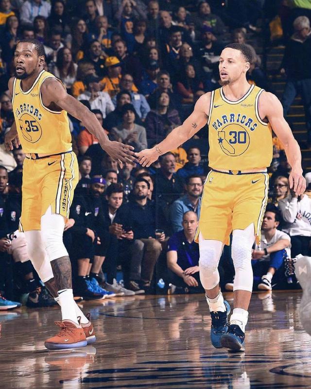 的淘汰赛氛 的淘汰赛氛